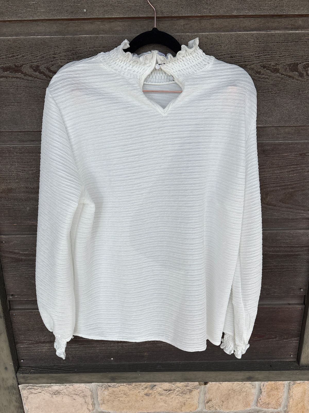Glam & Chic white long sleeve ruffled