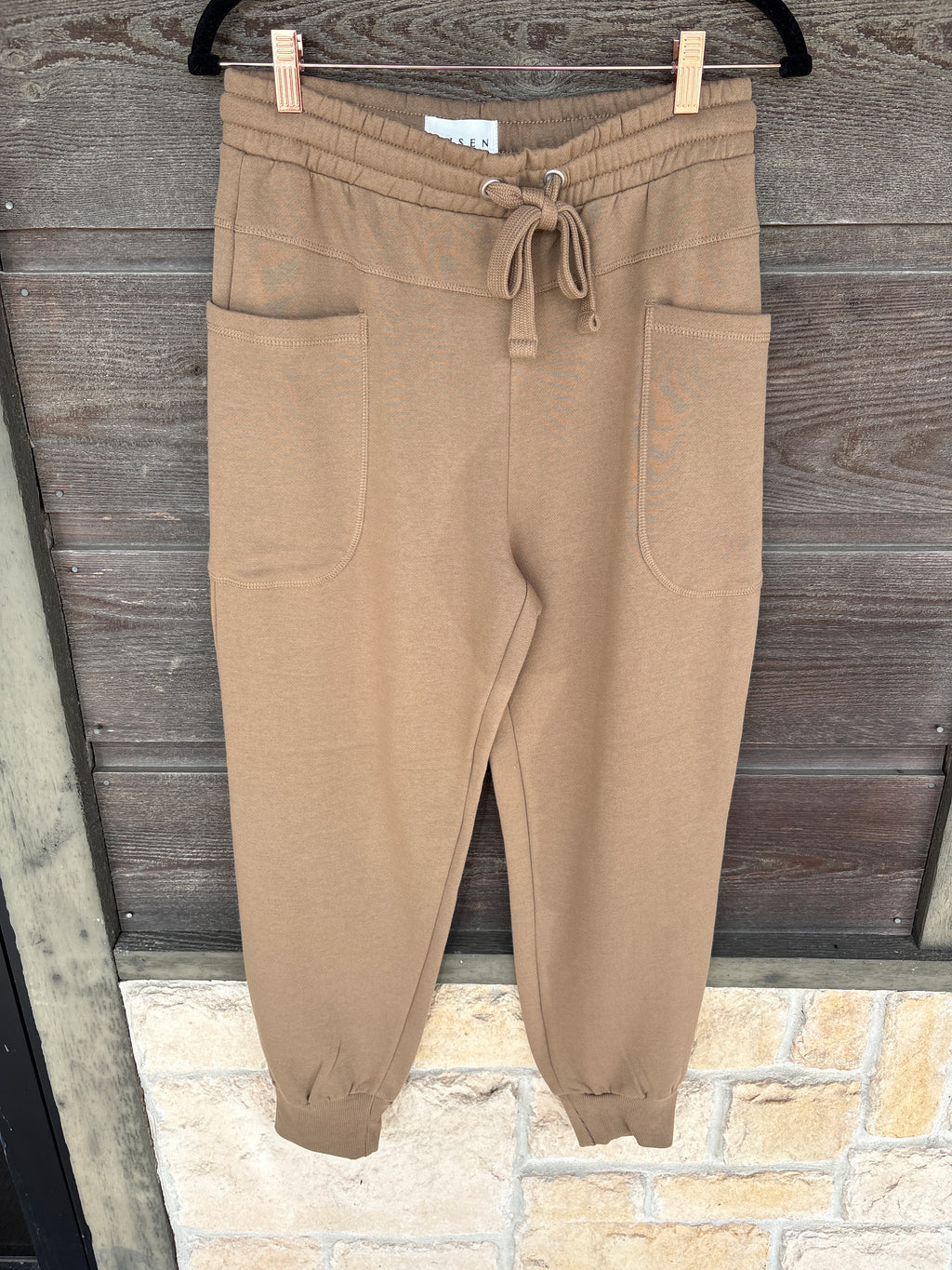 Mocha Risen sweatpants