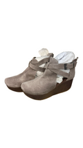 Yellow box Balera warm taupe